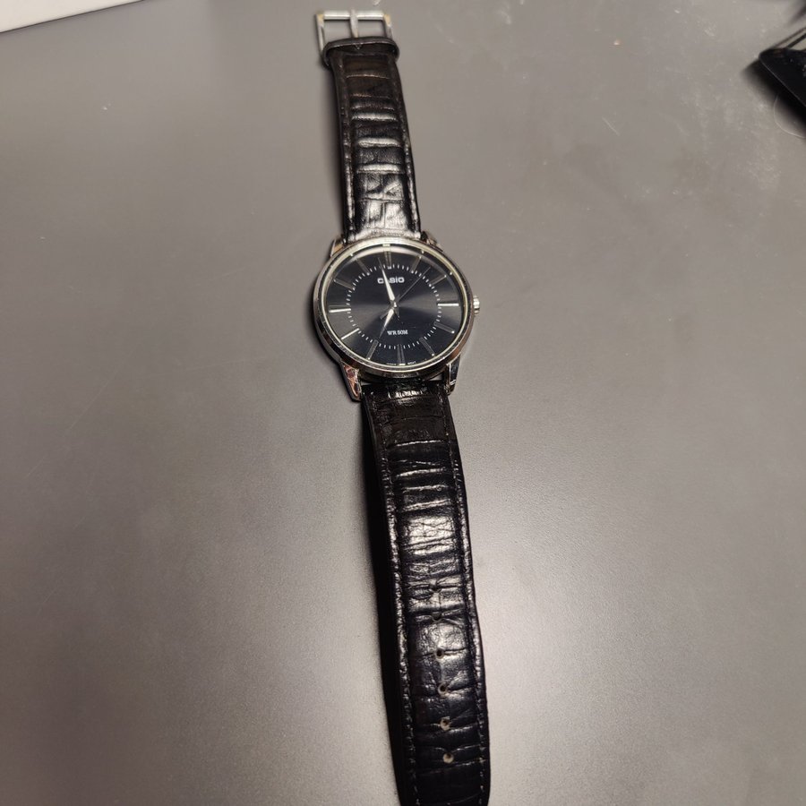 Casio mtp-1303