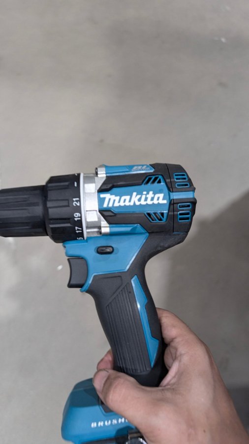 Makita Borrmaskin