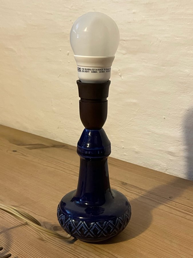 Blå bordlampe