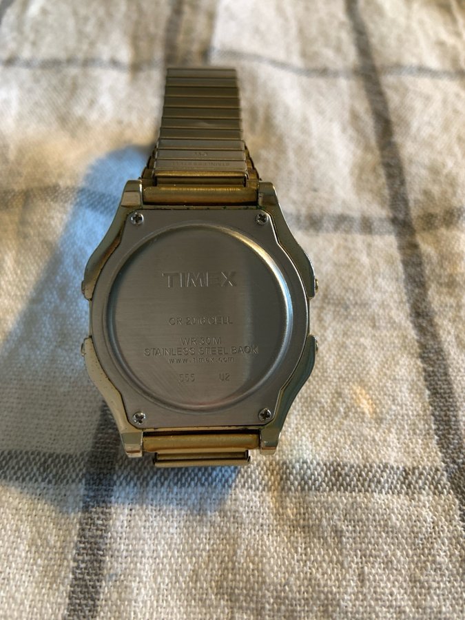 Timex Indiglo Digital Klocka Guld