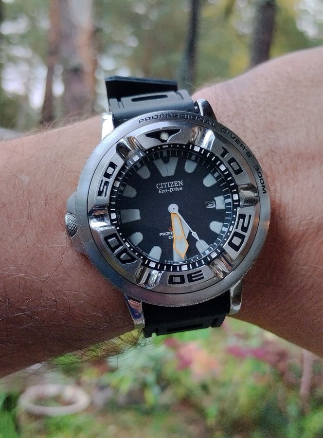 Ecozilla, Citizen BJ8050-08E 300m