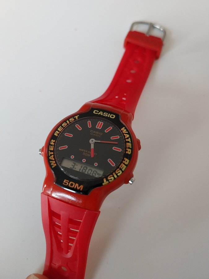 Casio Röd Quartz Herr klocka