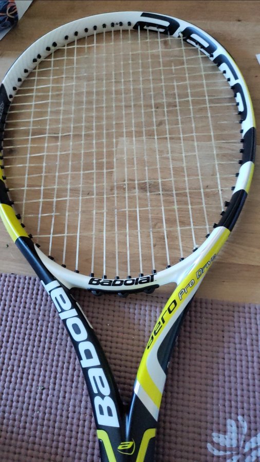 Babolat Aero Pro Drive Tennis Racquet GT, 4 1/4