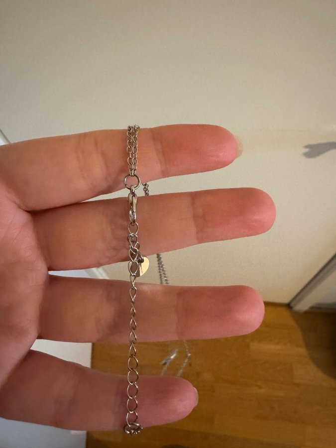 Längre halsband med dubbla kedjor