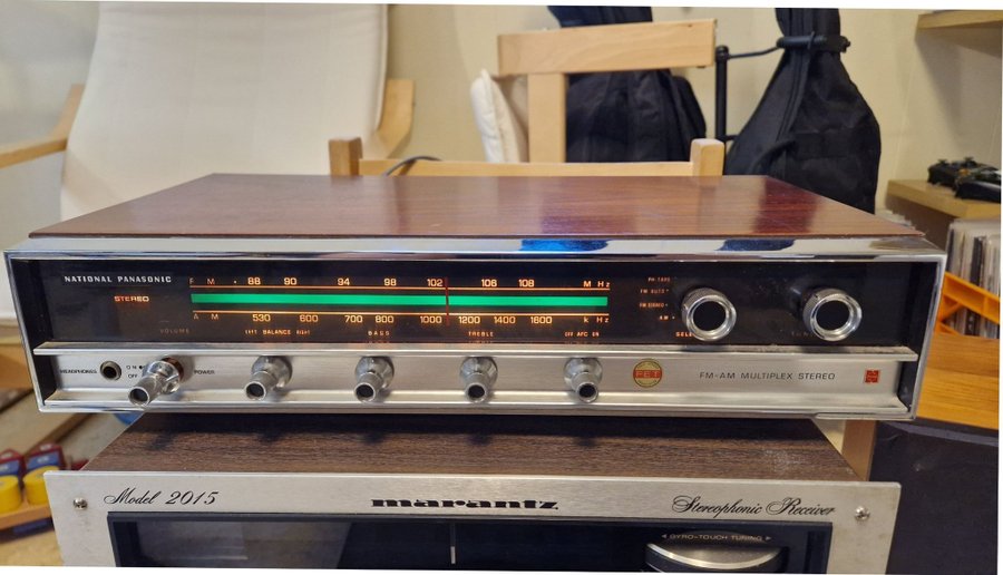 Vintage förstärkare National Panasonic RE-720BS FM-AM-FM Stereo