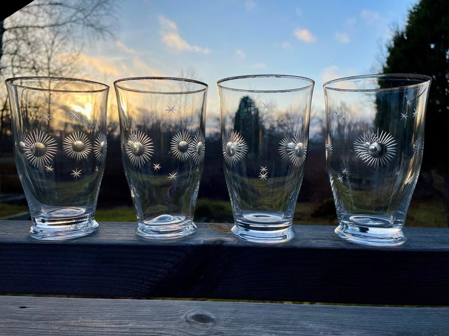 4 äldre glas med slipad dekor och guldkant - Selterglas, Vattenglas, Vintage (2)