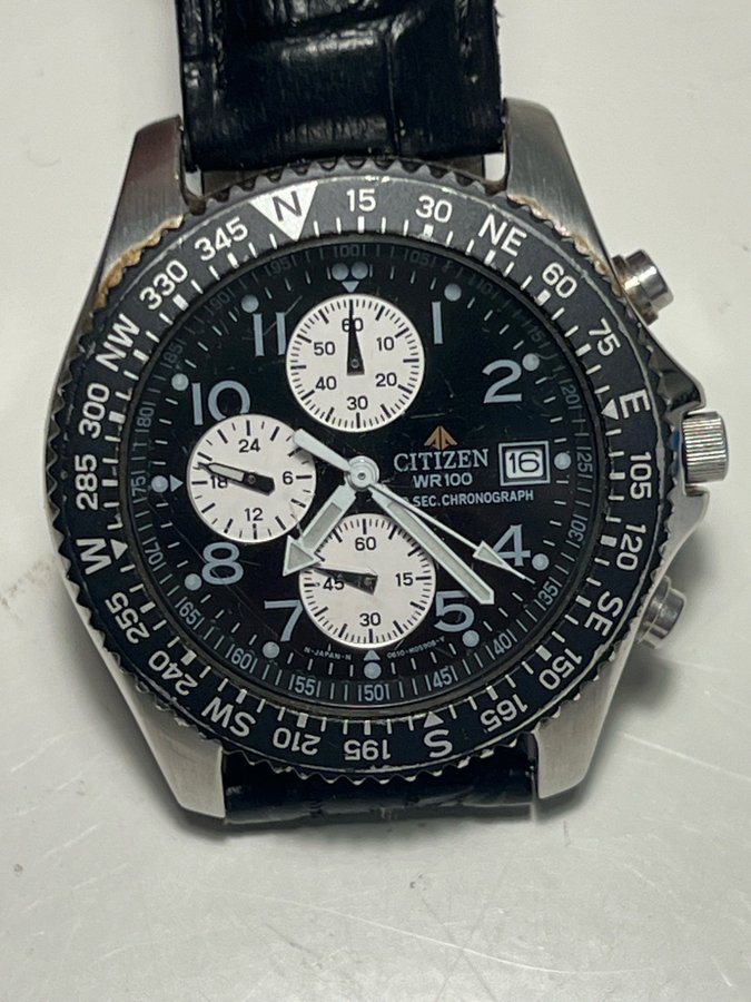 Citizen WR100 Eco-Drive Chronograph Herrklocka