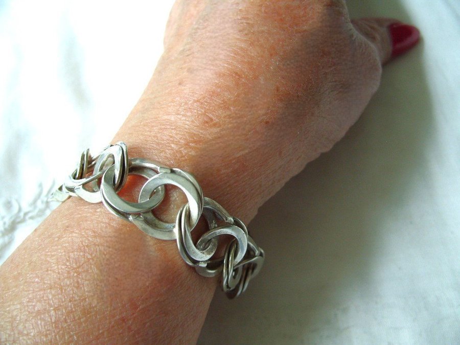 Lyxig, vacker, tung 15mm bred Bismarcklänk, armband av silver, L20cm