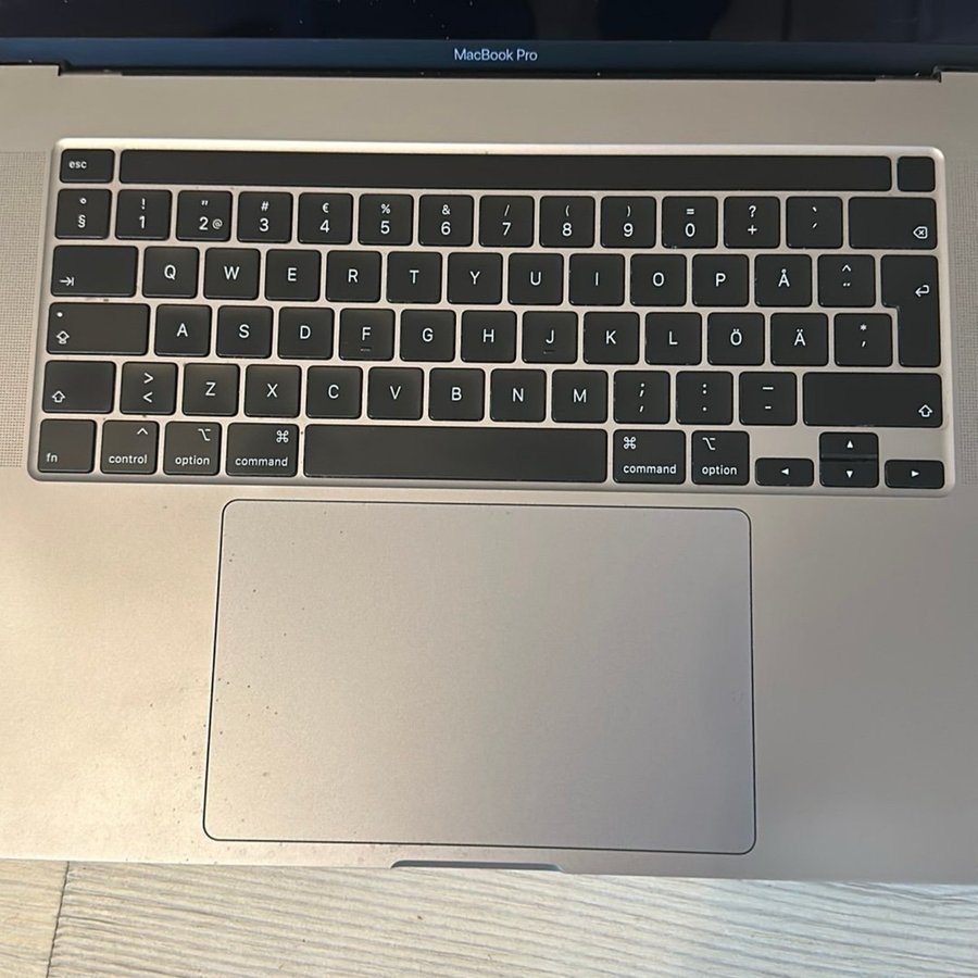 16-tums MacBook Pro 2020 - rymdgrå - Toppmodell