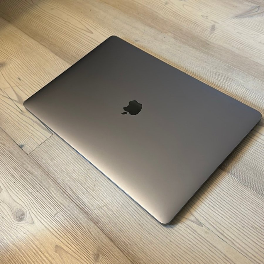 16-tums MacBook Pro 2020 - rymdgrå - Toppmodell