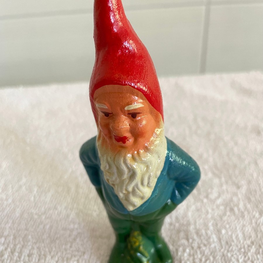 RETRO TOMTE TERRAKOTTA