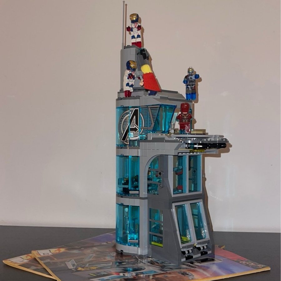 LEGO Super Heroes- Avengers Tower 76031