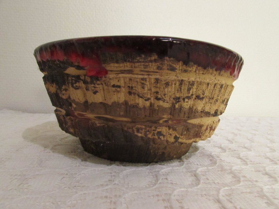 Ernst Nielsen keramik röd brun skål Handmade Faxe Denmark retro Danmark bowl