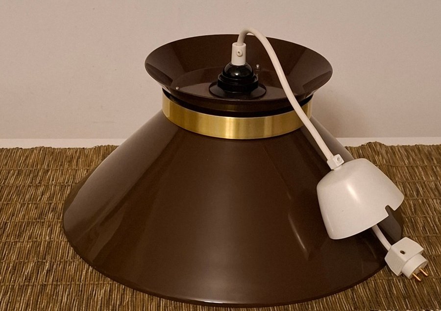 RETRO 70-TAL BELID TAKLAMPA DESIGN CARL THORE METALL LAMPA KÖKSLAMPA BELYSNING