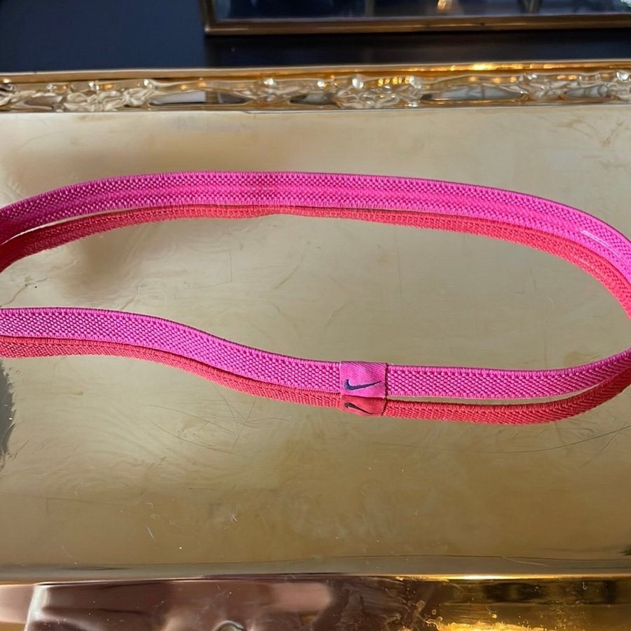 Nike cerise hårband