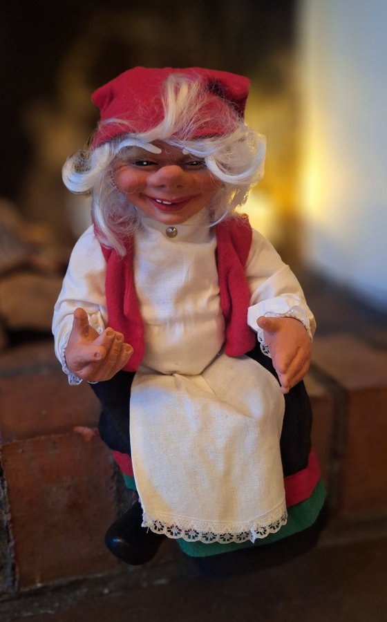 Arne Hasle tomte Doll Norwegian Female Gnome Christmas Elf Vintage Latex Norge