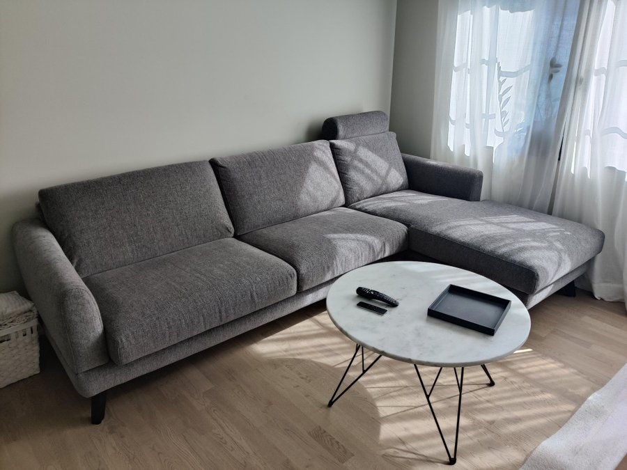 Soffa från Mio, 3 sits med Schäslong hö