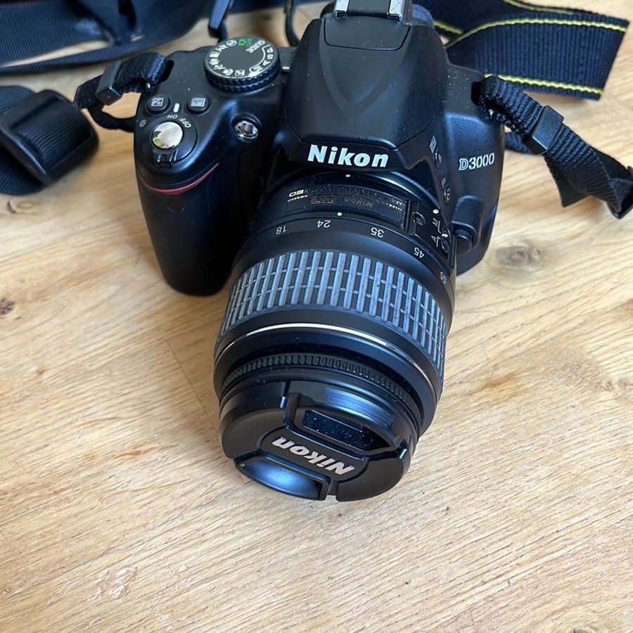 Nikon D3000