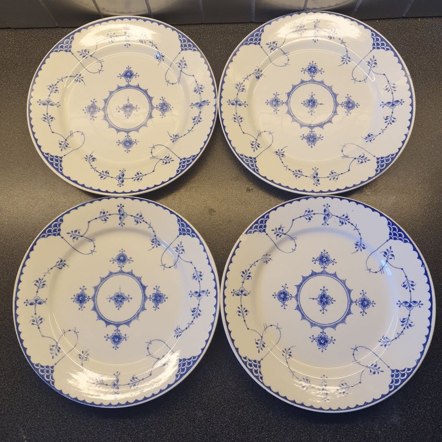 VILLEROY  BOCH "MEISSEN" | 4 st assietter i musselmalet-stil