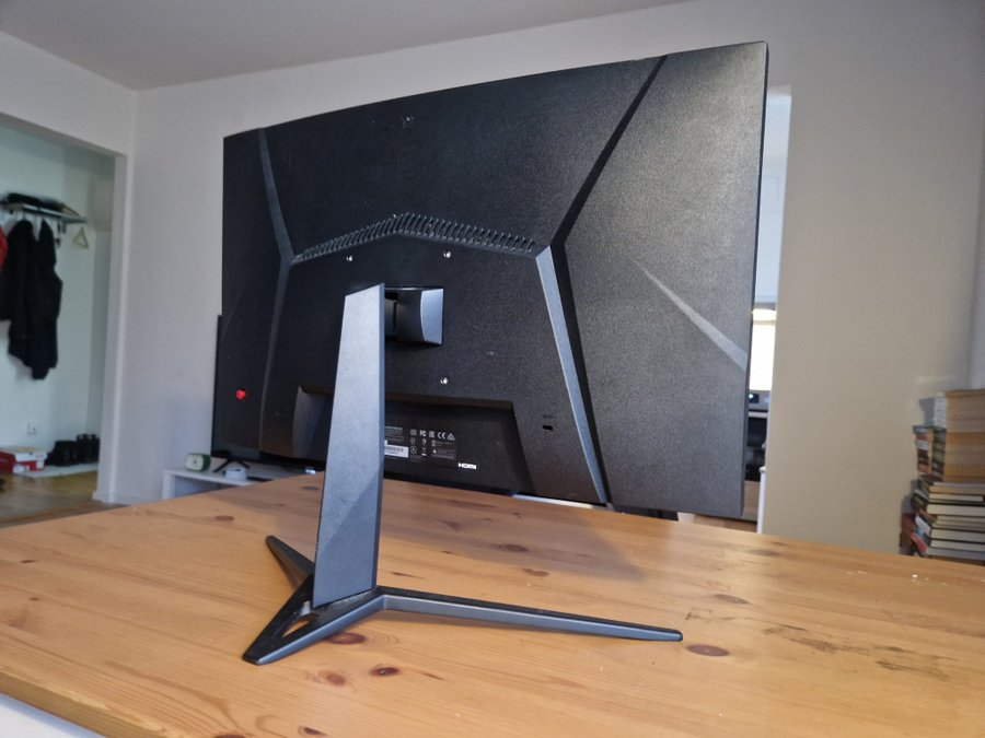 144Hz curved monitor från MSI