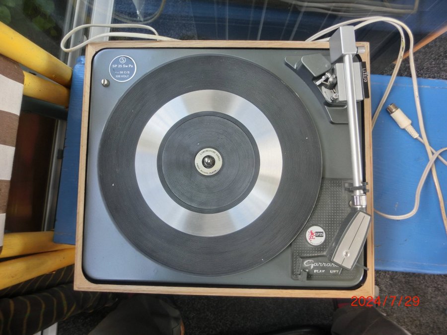 Skivspelare Garrard SP25