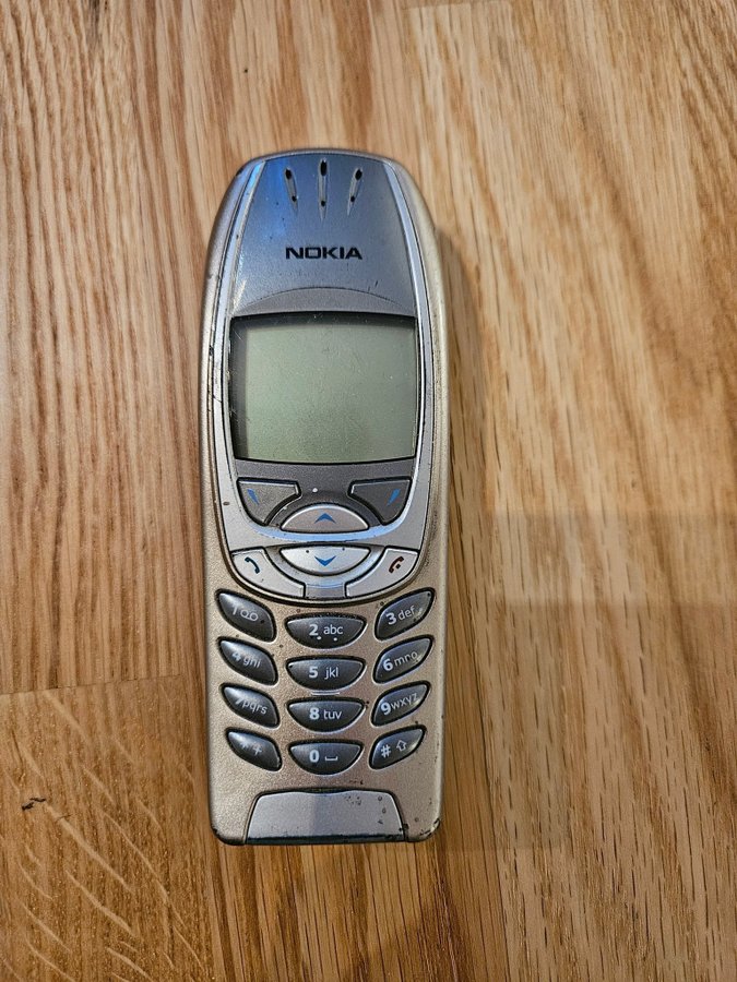 Nokia retro 6310i