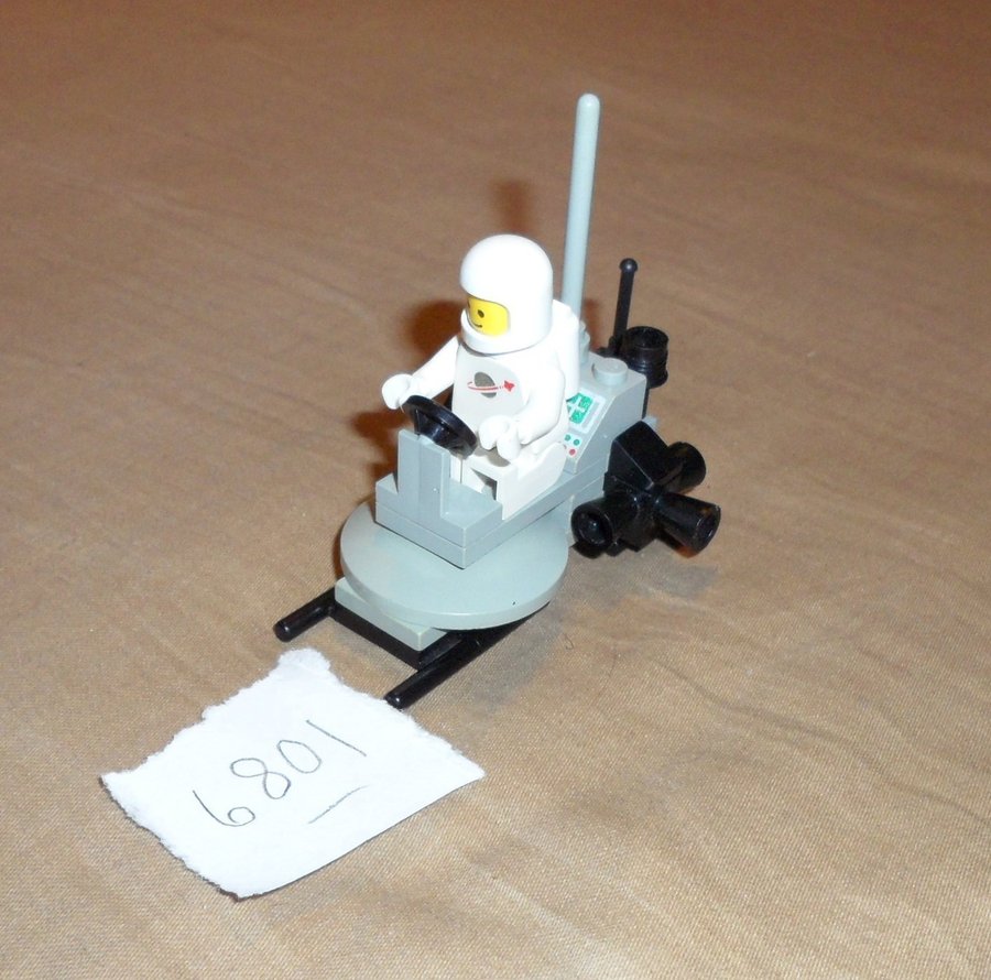 LEGO: Space Scooter Set 885 (Classic Space)