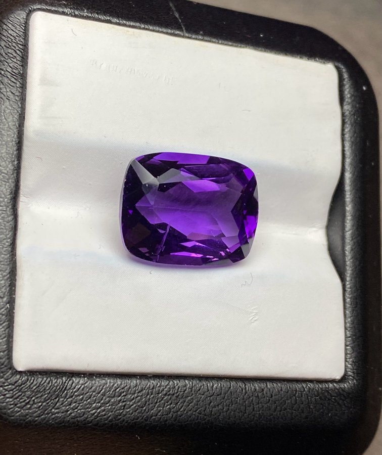 Amethyst 11,79 carat