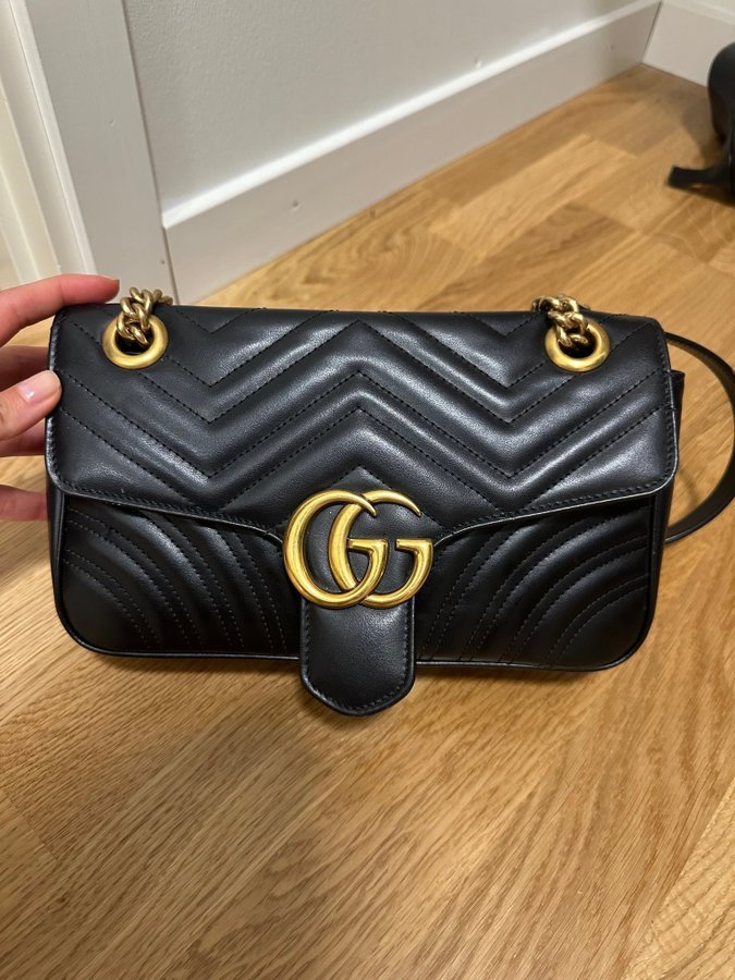 GUCCI GG Marmont axel väska