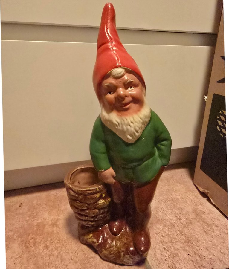 Antik gartenzwerg terrakotta gnome