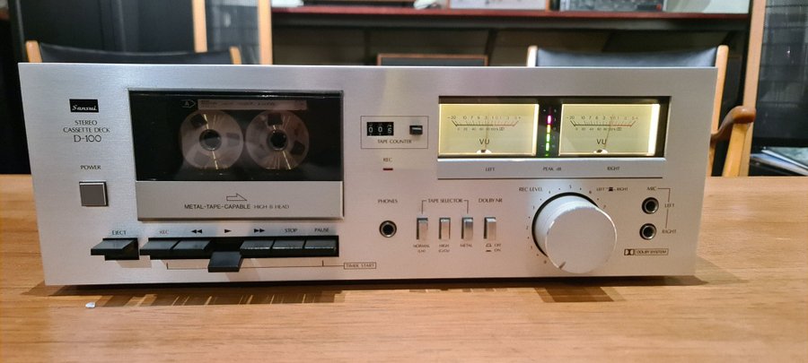 Sansui D-100 Kassettbandspelare renoverad