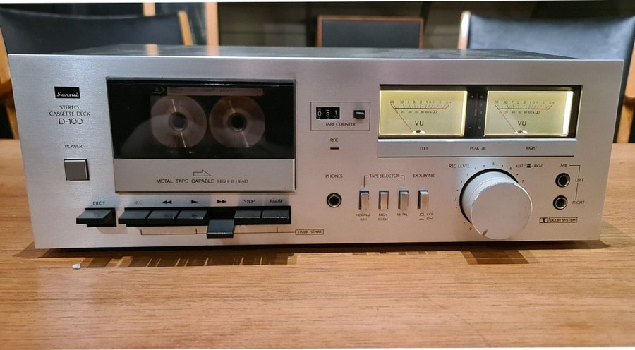 Sansui D-100 Kassettbandspelare renoverad