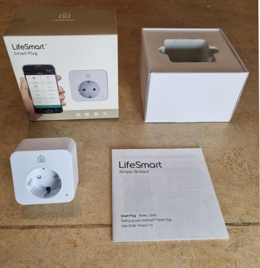 LifeSmart Smart Plug LS042