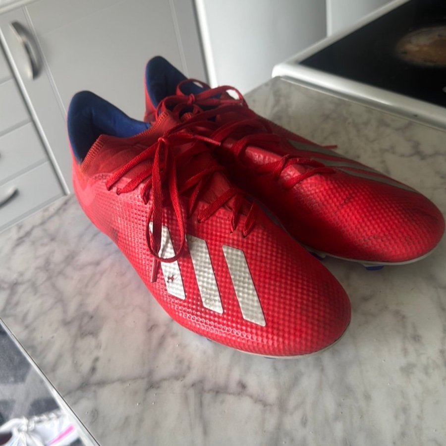 Adidas Fotbollsskor Röda