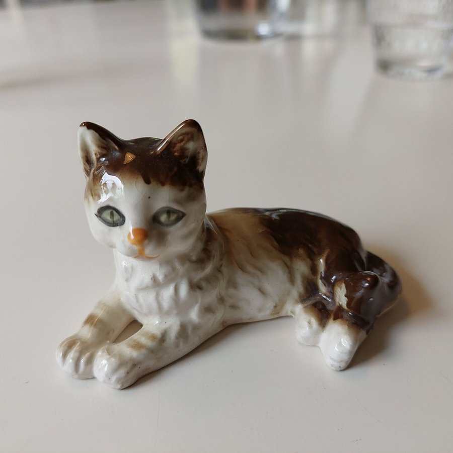 Äldre figurin katt retro troligen 60-tal