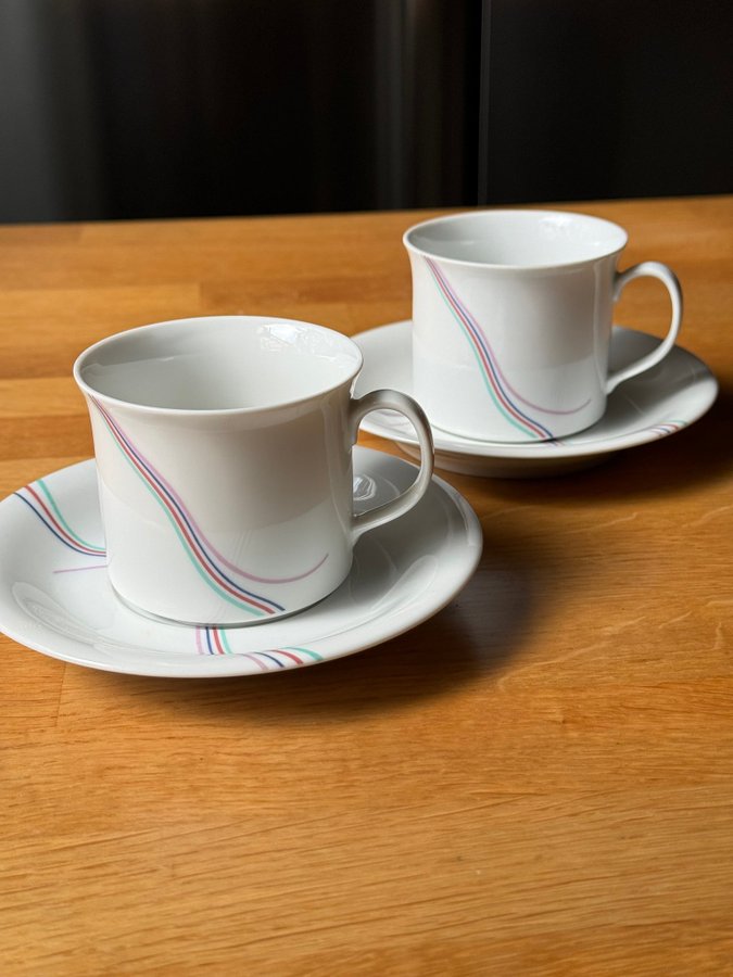 Rörstrand - Rainbow. Kaffekoppar med fat, design av Bertil Vallien