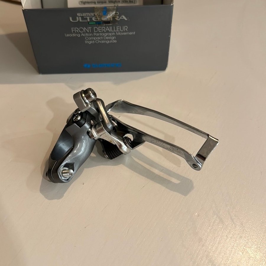 Shimano 600 Ultegra FD-6400 Vintage Front Derailleur, framväxel. (Helt ny!)