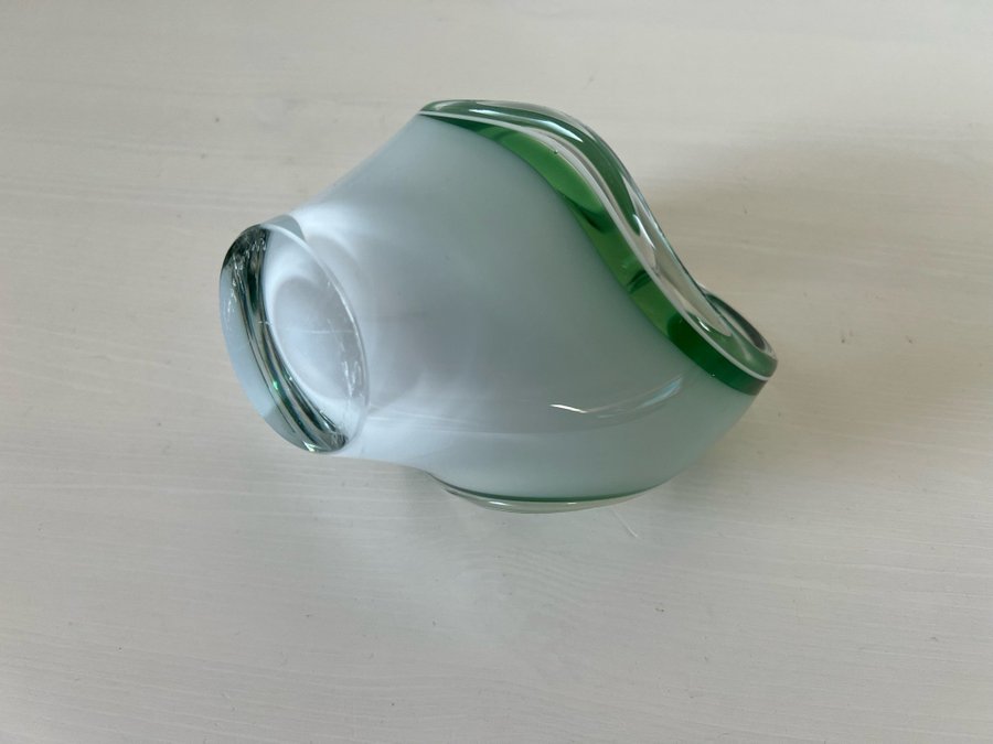 Skål Konstglas Flygsfors Paul Kedelv Coquille