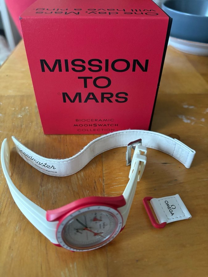 Swatch Mission to Mars Bioceramic MoonSwatch