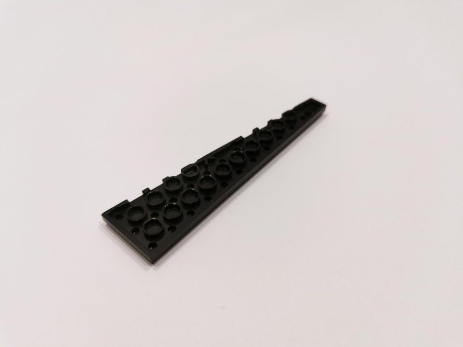 Lego - wedge - vinge - plate - höger - 12x3 - part 47398 - svart