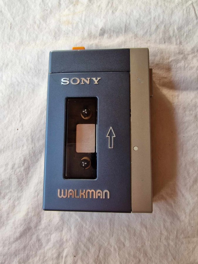 Sony Walkman TPS-L2 kassettbandspelare vintage