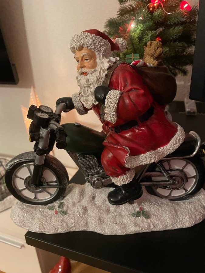 Jultomte på motorcykel