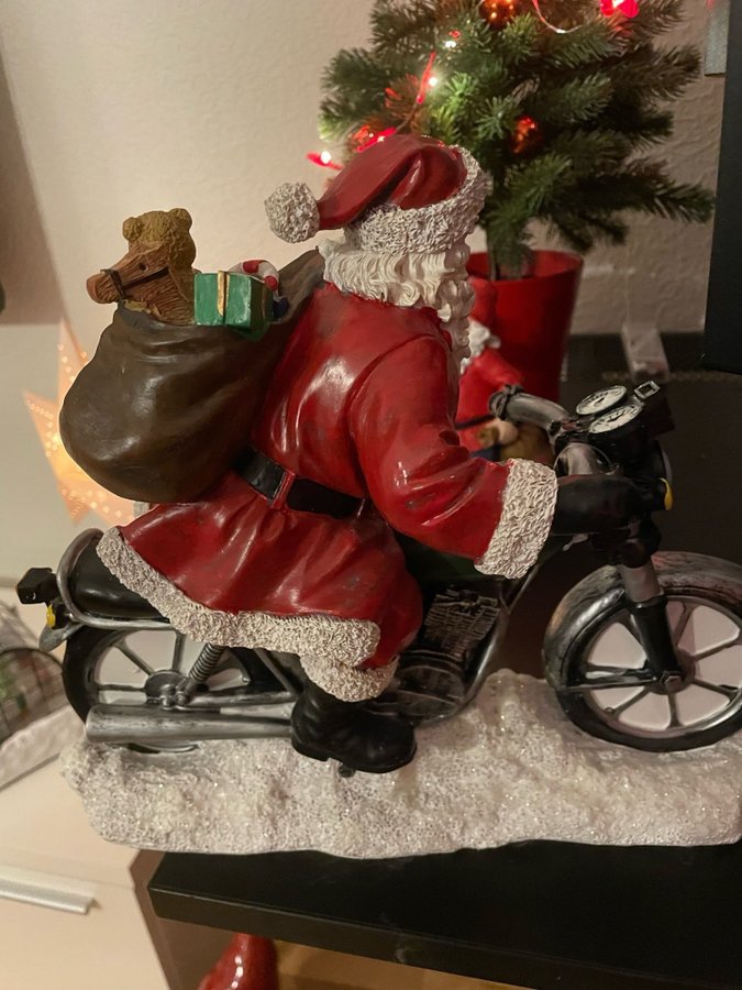 Jultomte på motorcykel