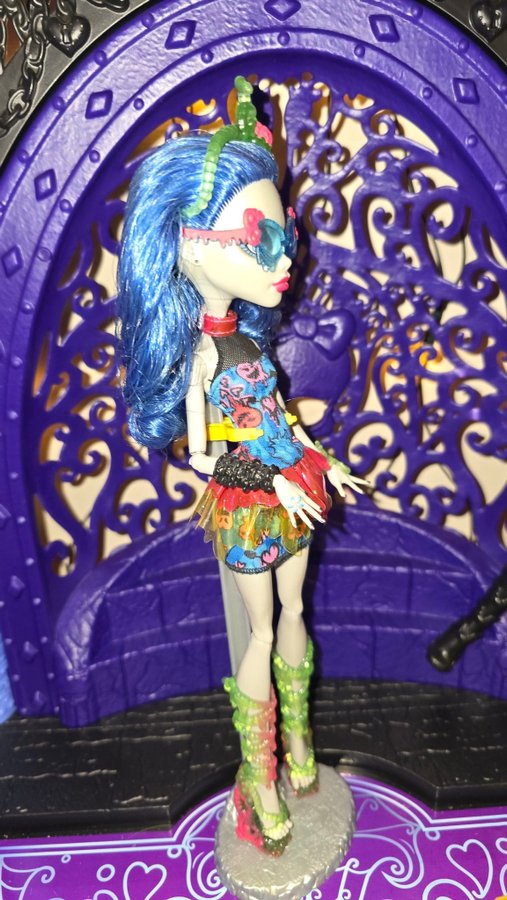 Monster High Ghoulia begagnad med annan stil