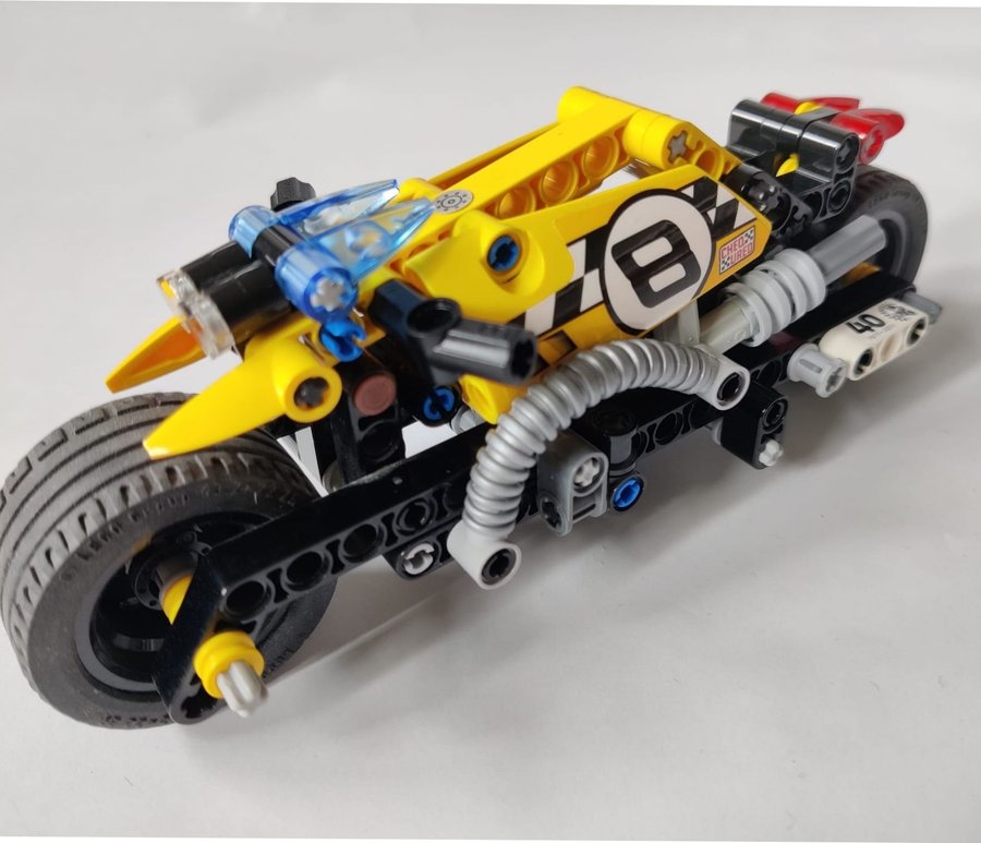 Lego Technic 42058 - Motorcykel