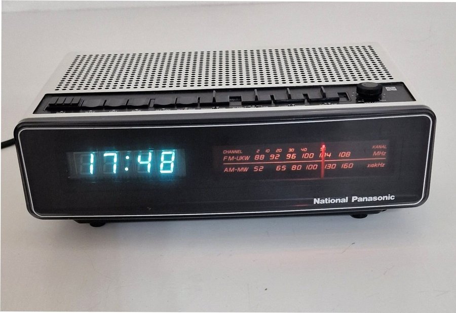 National Panasonic RC-100BS klockradio