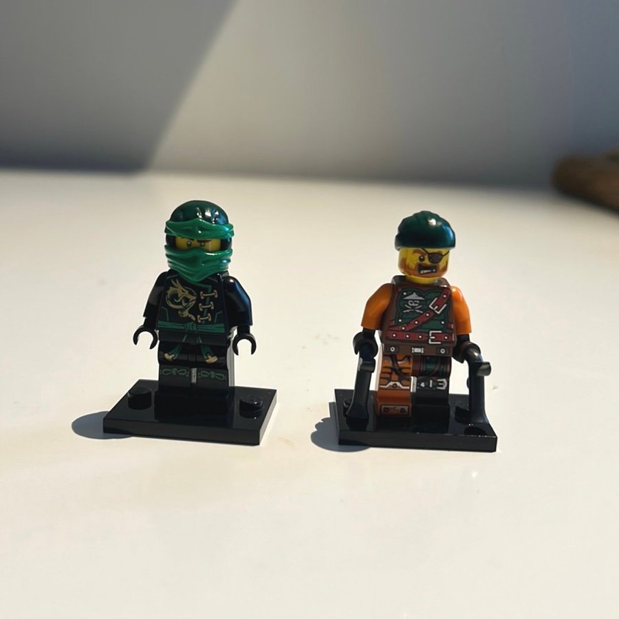 Lego Ninjago Minifigurer - Lloyd  en luftpirat