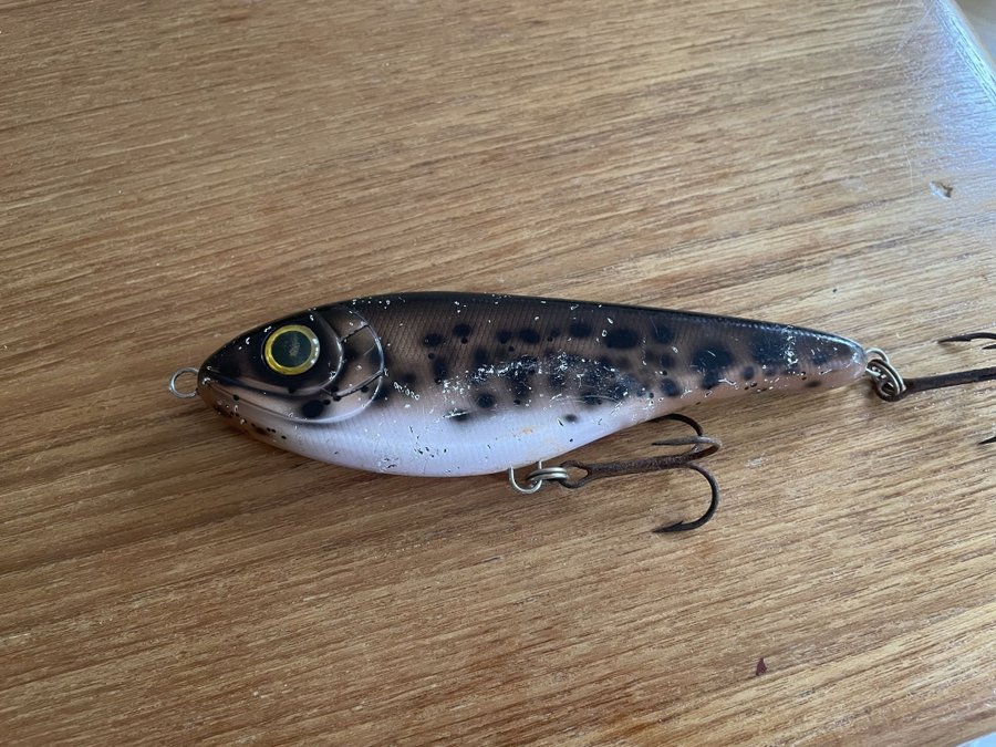 Buster Jerk 15cm shallow