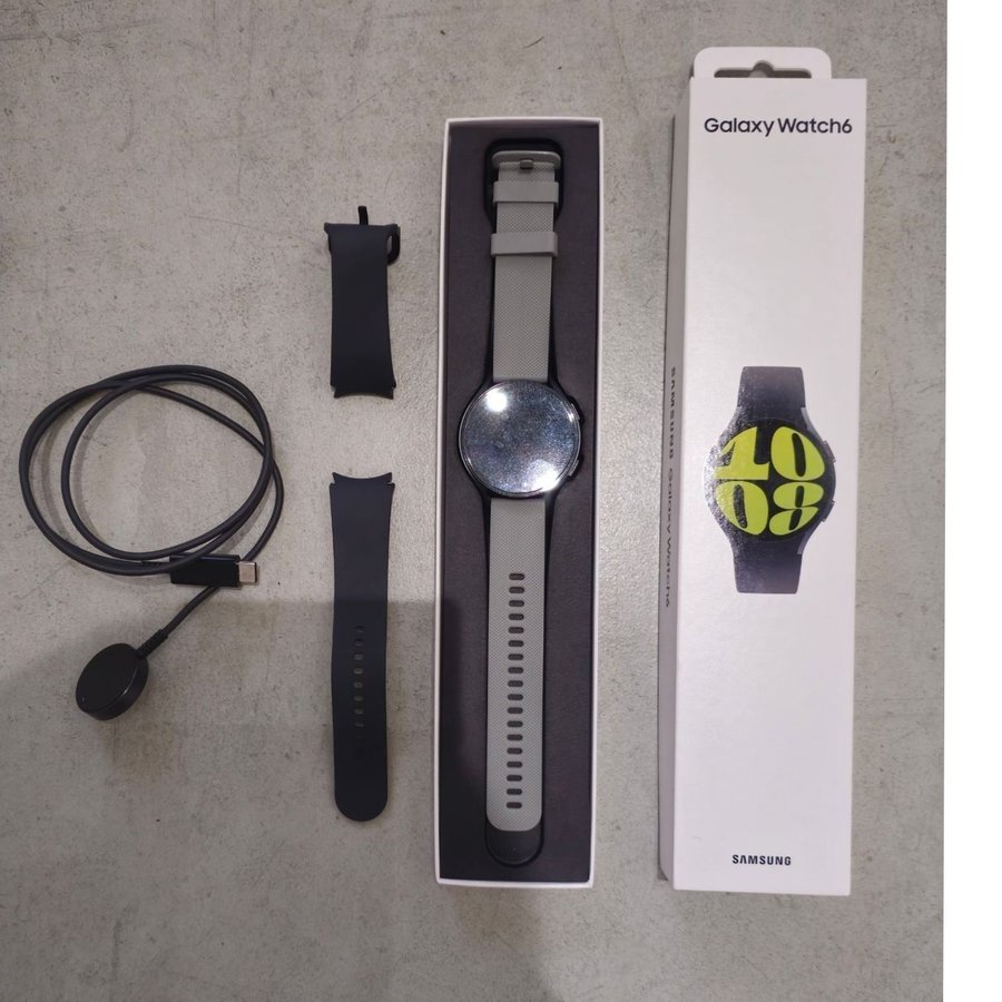 Samsung Galaxy Watch 6 LTE Bluetooth Smartwatch (44mm)