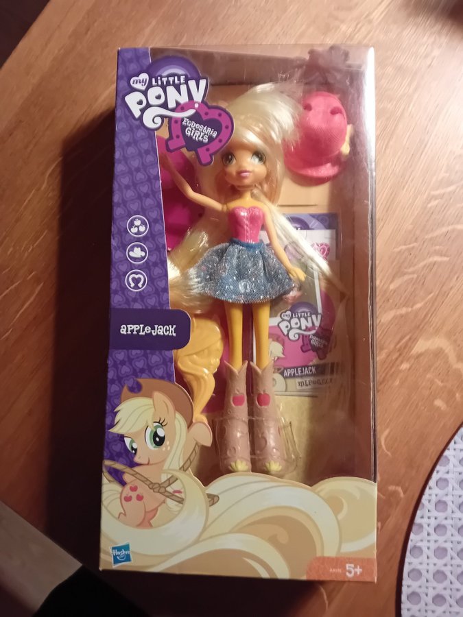 My Little Pony Equestria Girls - Applejack docka